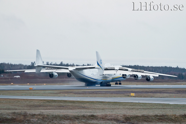 Antonov An-225 Mriya, UR-82060, Arlanda, 2012